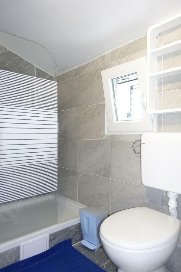 Apartman Joy Nin Dış mekan fotoğraf