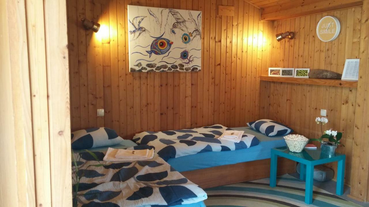 Apartman Joy Nin Dış mekan fotoğraf